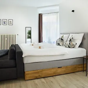  Apartment Idee Living City-apartment - Terrasse - Netflix Deutschland